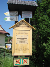 Tablica informacyjna przed wejściem nasz szlak